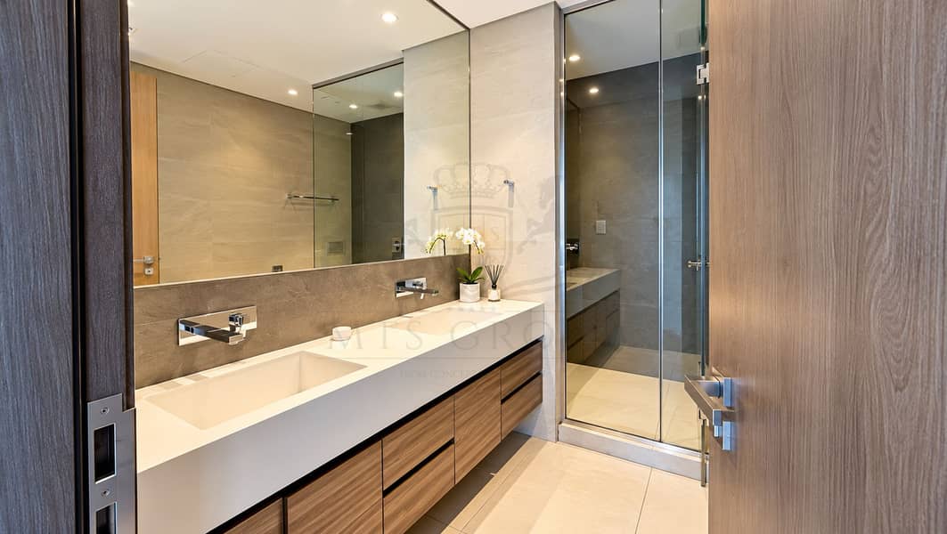 9 Modern Spa-Like Bathroom Interior. png