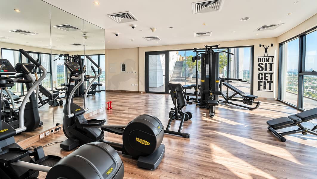 13 Bright Modern Gym Interior. png