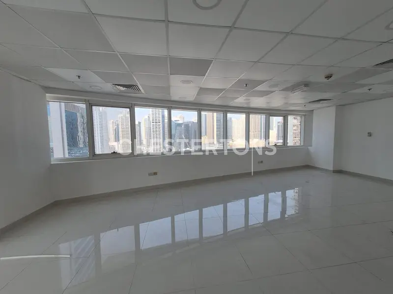 Fitted office | spacious | close to metro