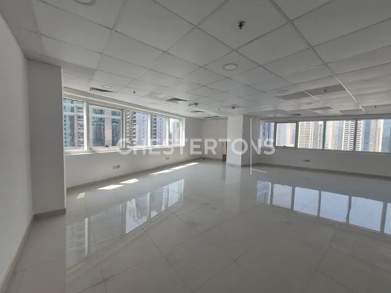 Fitted office | spacious | close to metro