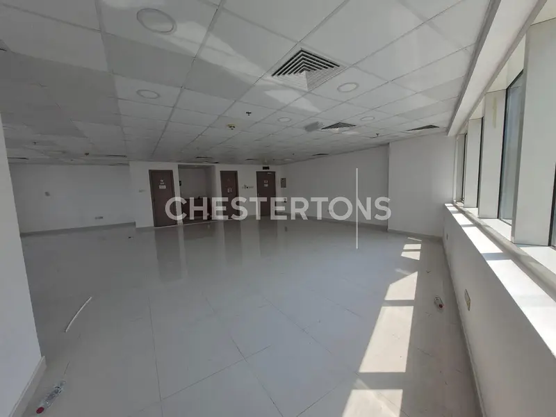 Fitted office | spacious | close to metro