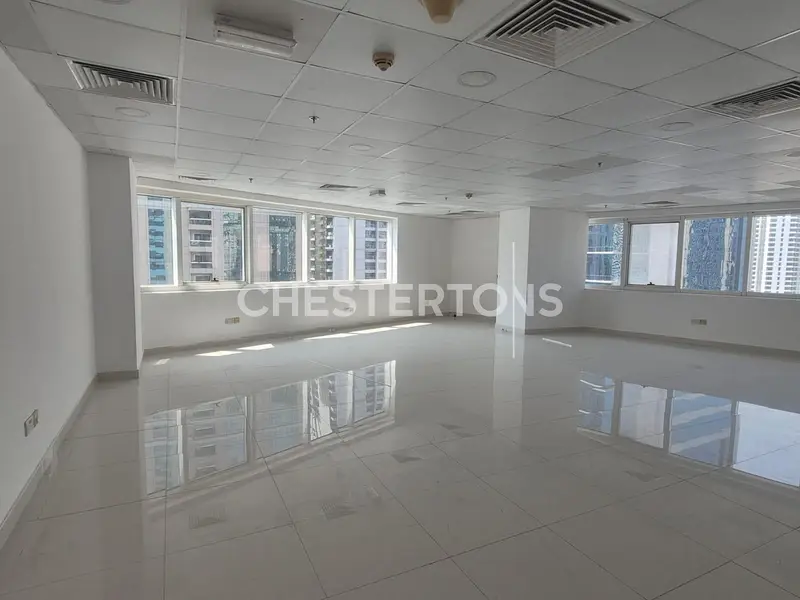 Fitted office | spacious | close to metro
