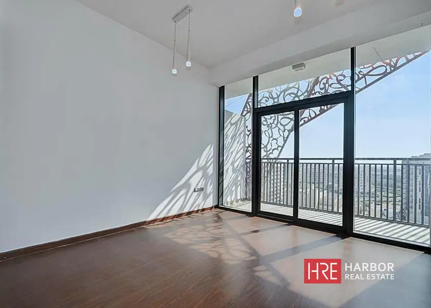 Spacious Layout | Move-in Ready | Pool view
