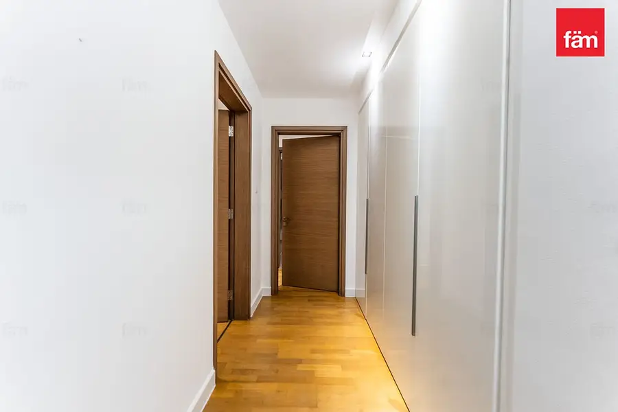 Investors Deal | Bright and Modern Living