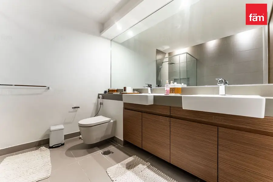 Investors Deal | Bright and Modern Living