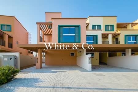 5 habitaciones Townhouse para en Venta en DAMAC Lagoons, Dubai - Casa adosada en DAMAC Lagoons,Nice, 5 dormitorios, 4100000 AED - 16934308 5 habitaciones Townhouse para en Venta en DAMAC Lagoons, Dubai - Casa adosada en DAMAC Lagoons,Nice, 5 dormitorios, 4100000 AED - 16934308