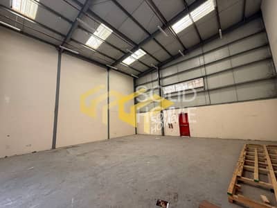 Warehouse for Rent in Industrial Area, Sharjah - High-Celing Warehouse|Open Layout|Private Washroom Warehouse for Rent in Industrial Area, Sharjah - High-Celing Warehouse|Open Layout|Private Washroom