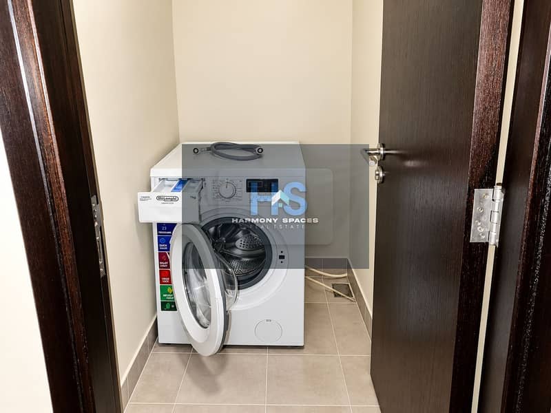 12 Modern Utility Closet Washing Machine. png