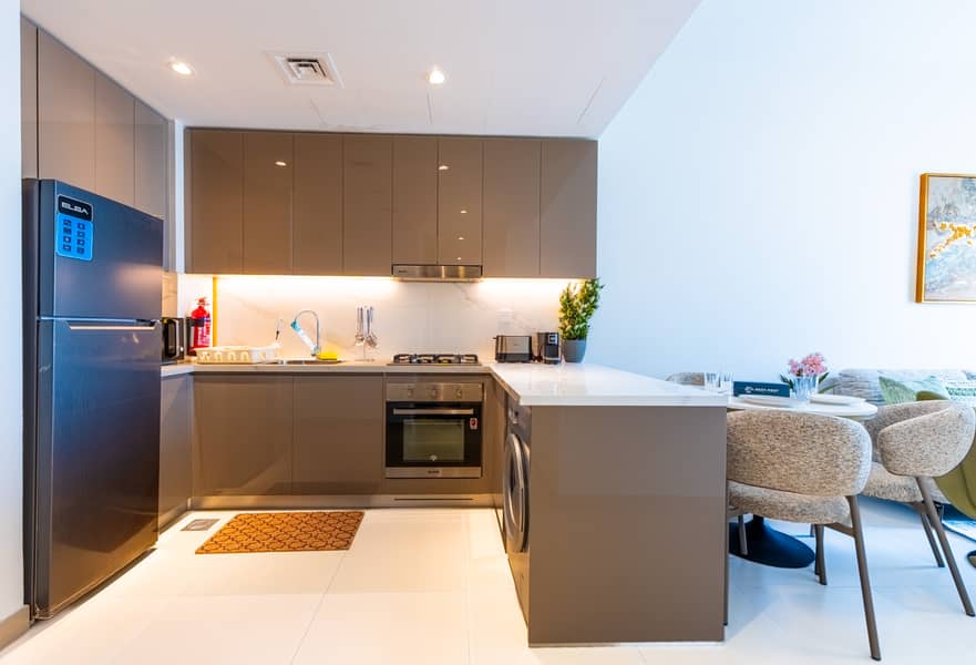 5 Kitchen. jpg