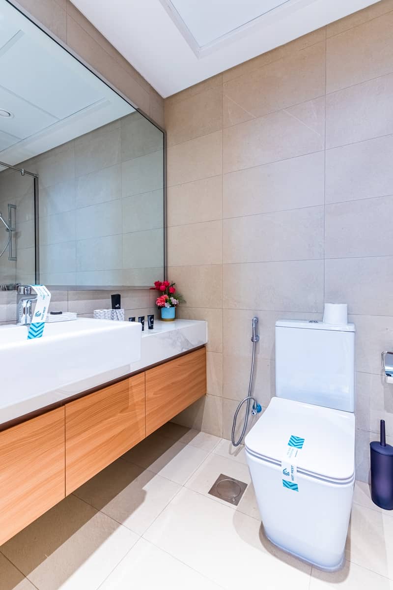 19 Bathrom 1,1. jpg