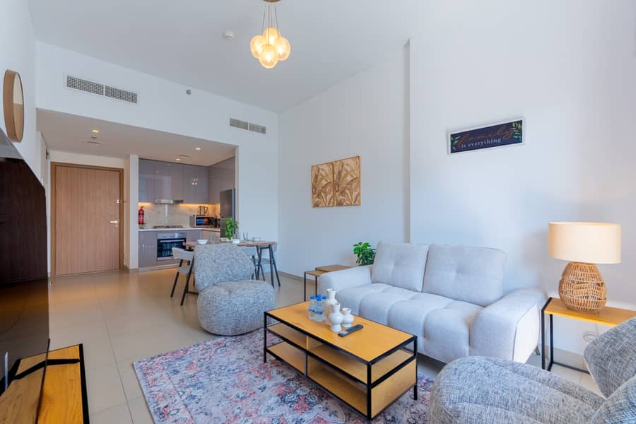 2 Living Room 1.3. jpg