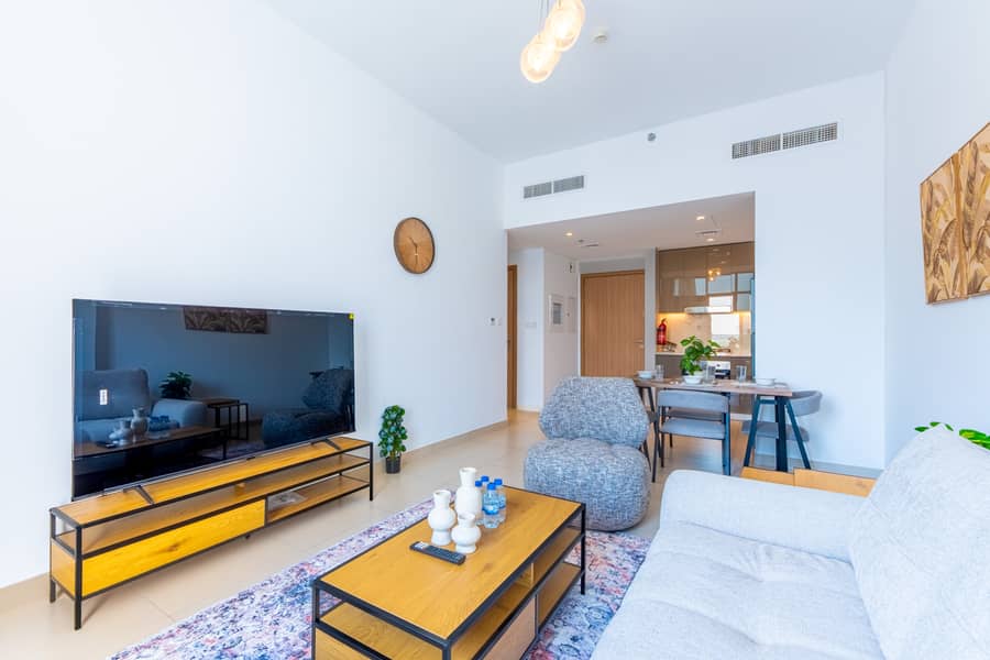 3 Living Room 1.4. jpg
