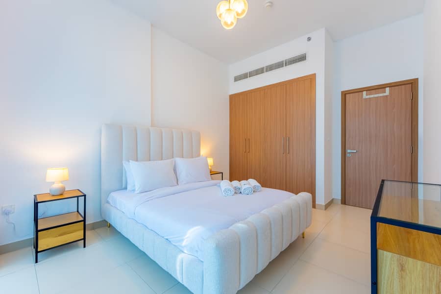 7 ROOM 1. . jpg