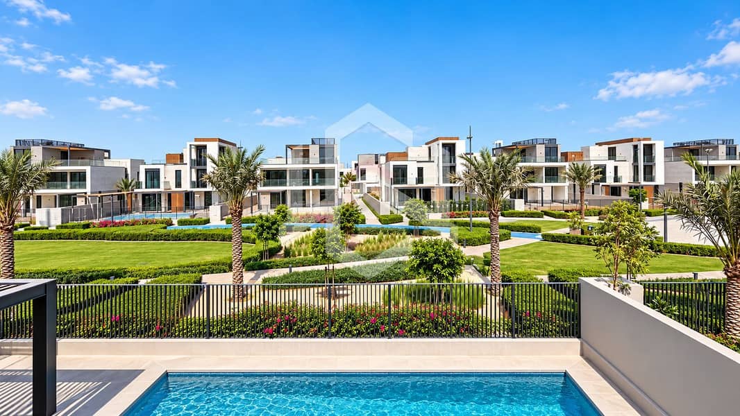2 Spacious 5-BR+M Villa | Private Garden | Park View