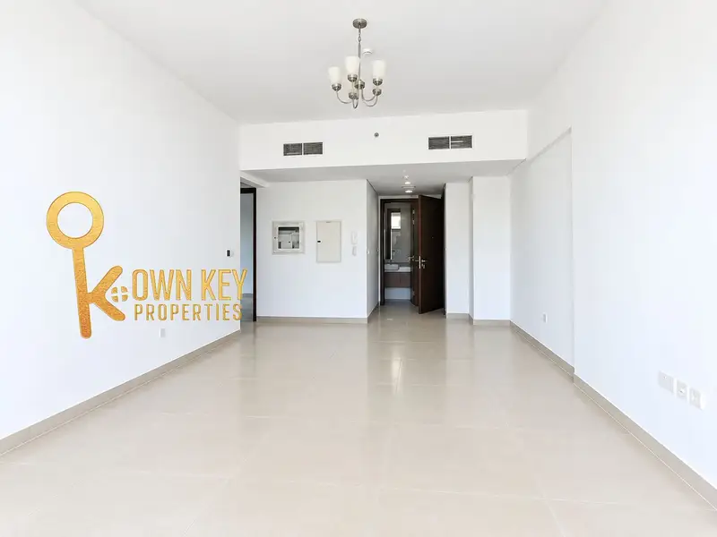 2BR Apartment | Balcony | Road View
