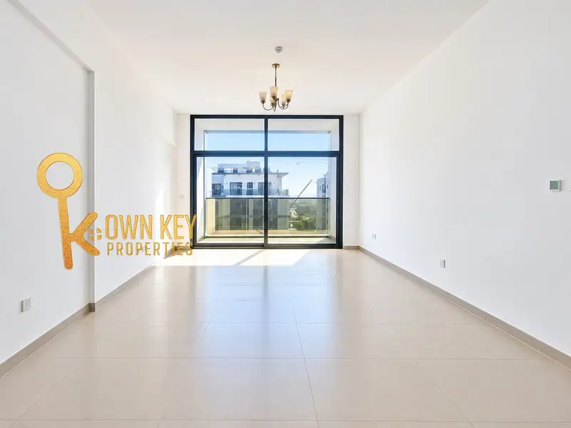 2BR Apartment | Balcony | Road View