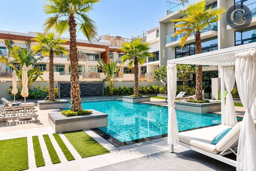 11 Luxury Pool Courtyard Retreat. png