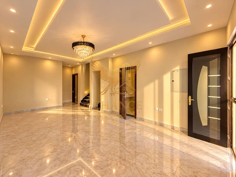 7 Golden-Glow Modern Marble Foyer. png