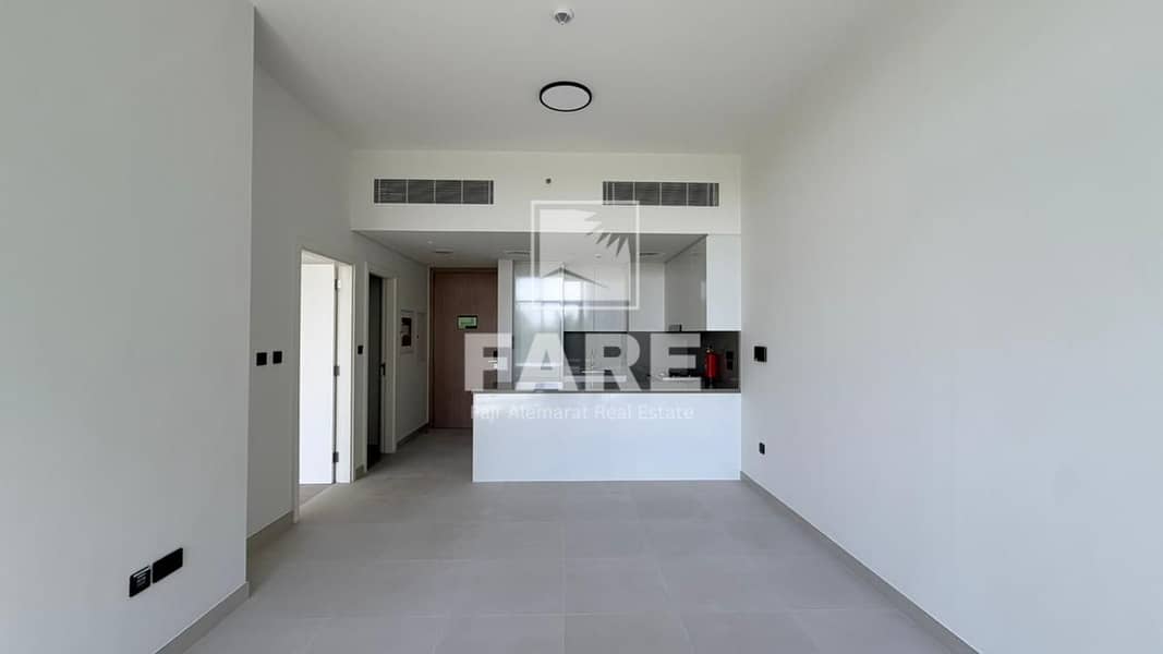 13 WhatsApp Image 2026-10-26 at 15.02. 35 (4). jpeg