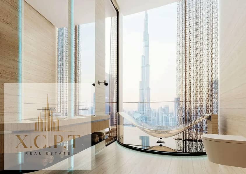 9 Mercedes-Benz-Bathroom-1. jpg
