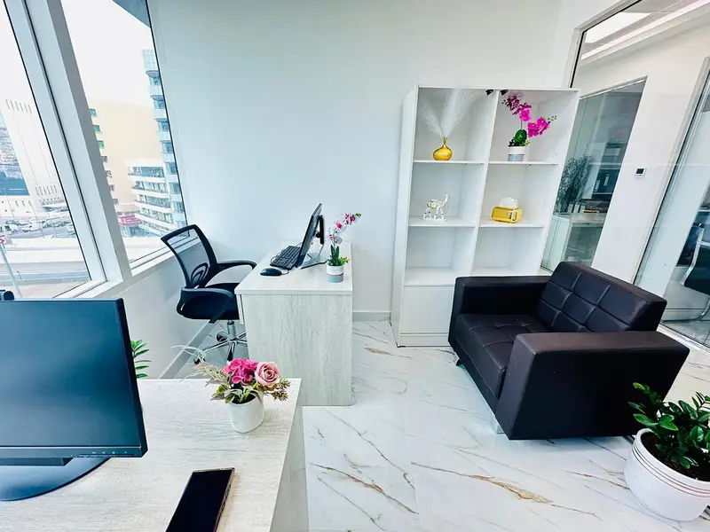 Beautiful Office | Direct from Owner | Near to Metro Station