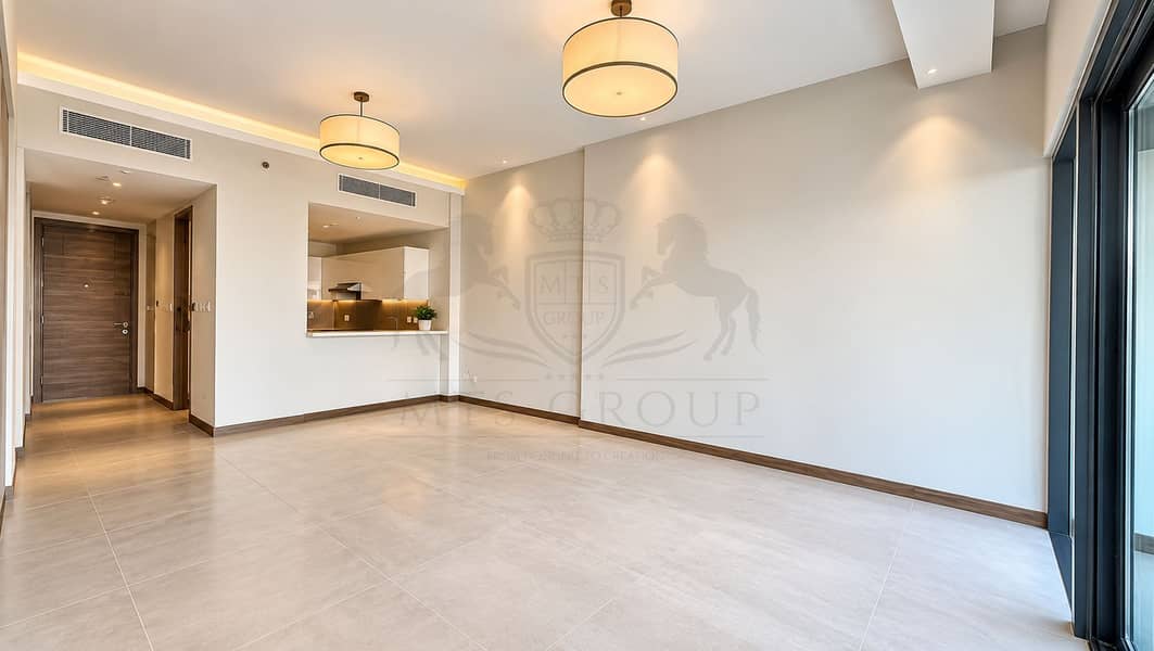 2 Spacious Minimalist Apartment Interior. png