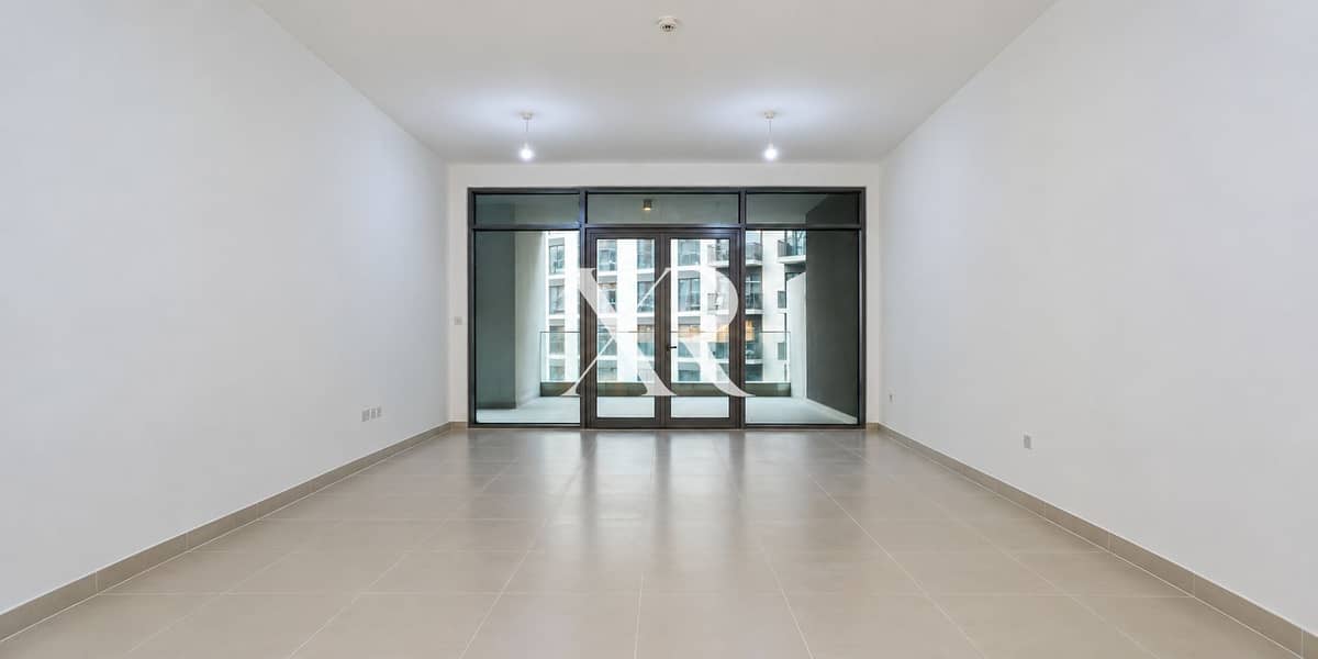 4 Symmetrical Empty Apartment with Balcony Views. png