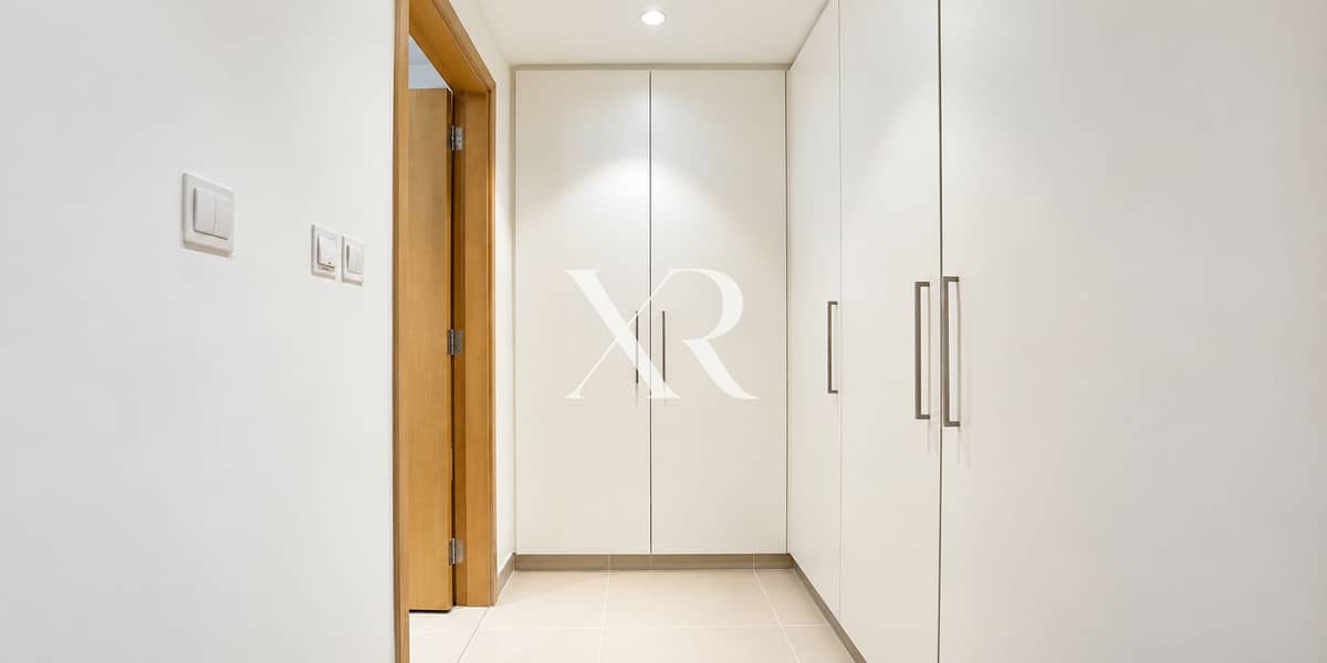 12 Minimalist White Wardrobe Hallway. png