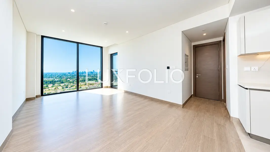 Exclusive | High Floor | Lagoon View |
