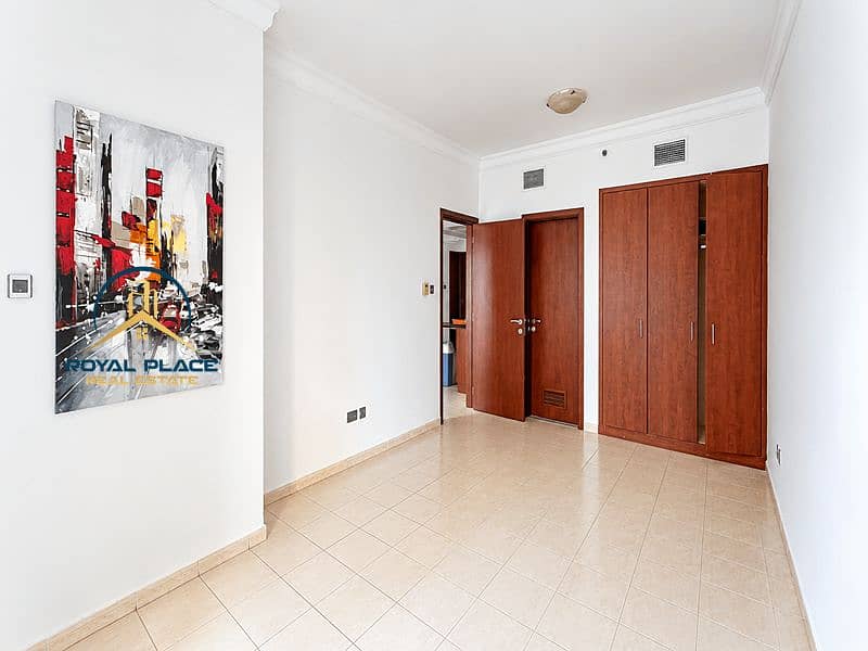 6 Bright Minimalist Apartment Interior (1)_8_11zon. png