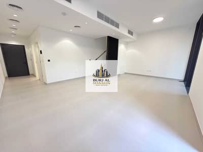 4 Bedroom Townhouse for Rent in Tilal City, Sharjah - 65e000a5-7486-48b6-b6f0-7fd0bb4bbb17. jpg 4 Bedroom Townhouse for Rent in Tilal City, Sharjah - 65e000a5-7486-48b6-b6f0-7fd0bb4bbb17. jpg