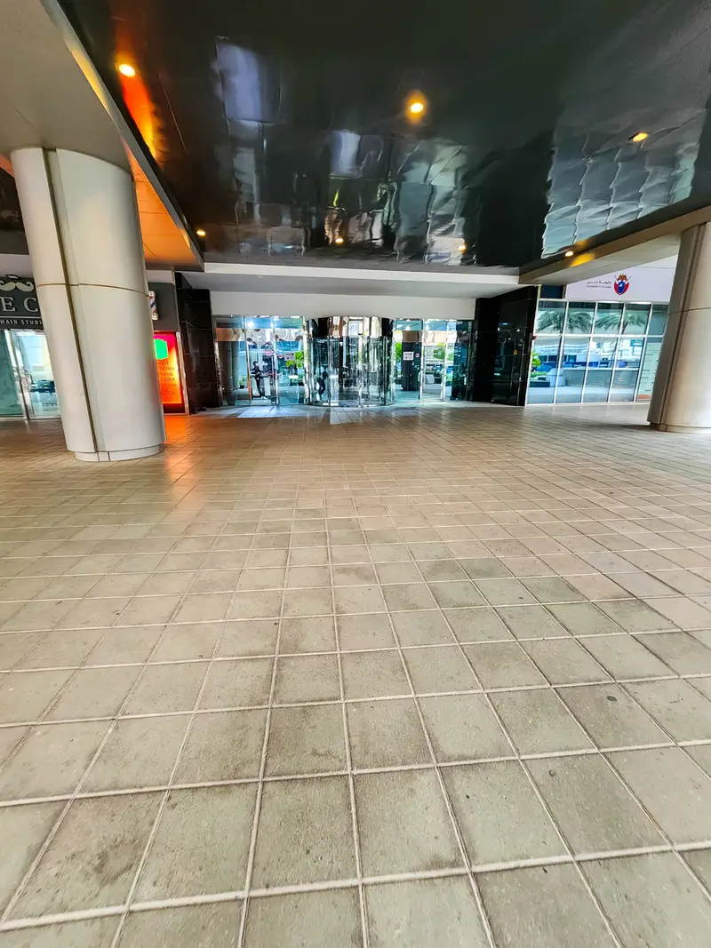 Canal view- open space-prime location-Attractive terms of rental contract