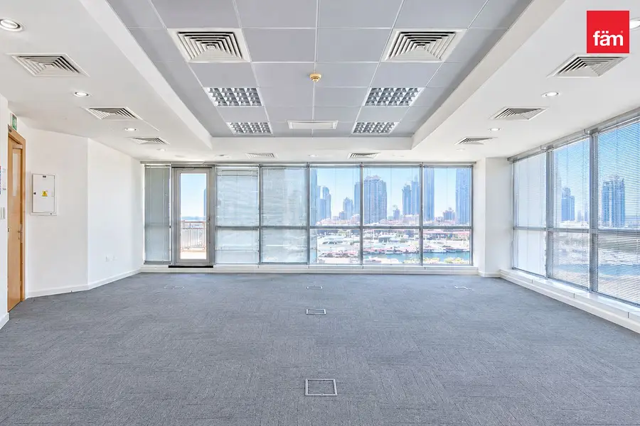Fitted | Open Layout | Unfurnished