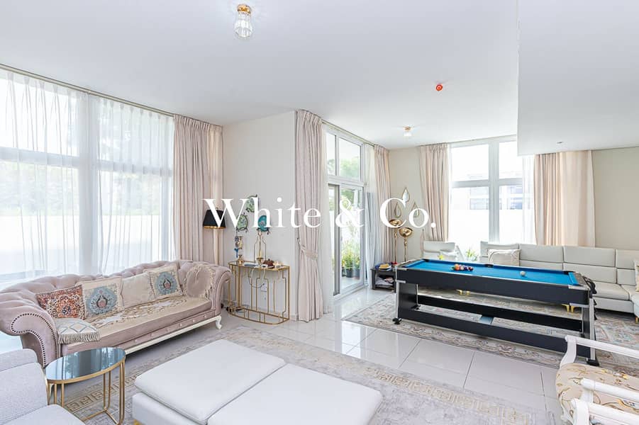 Villa in DAMAC Hills 2 (Akoya by DAMAC),Trixis, 6 slaapkamers, 200000 AED - 16986721 Villa in DAMAC Hills 2 (Akoya by DAMAC),Trixis, 6 slaapkamers, 200000 AED - 16986721