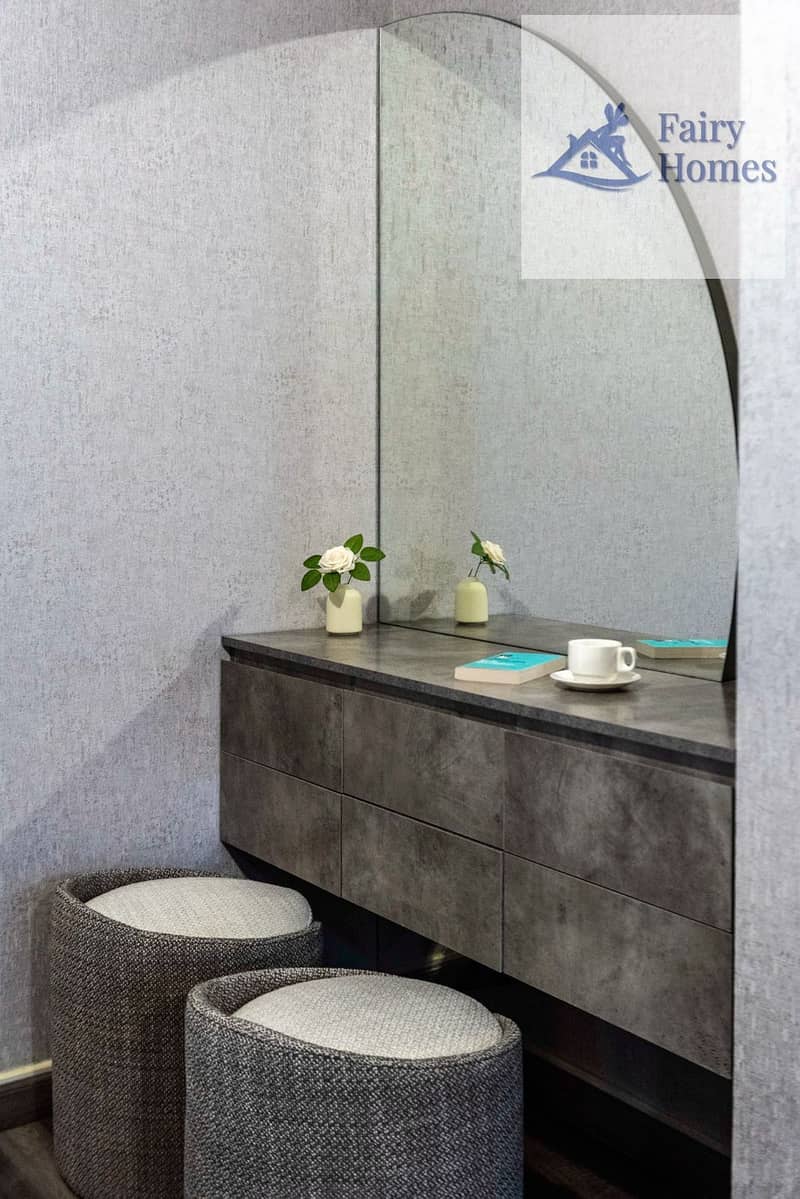 10 2171aeeb-e3ee-4385-a976-61e7d095ce88. jpg