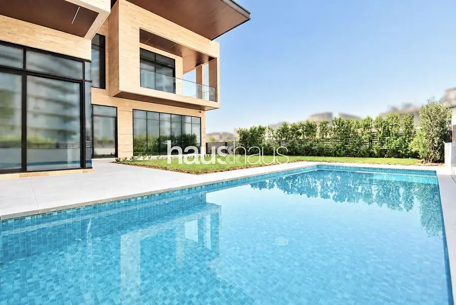 5BR | Premium Finishes | Private Elevator | VOT