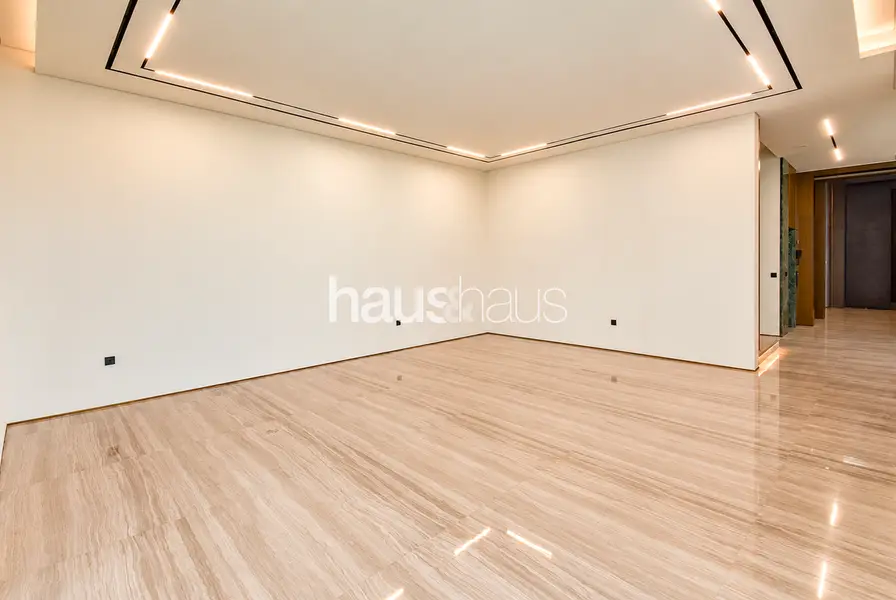 5BR | Premium Finishes | Private Elevator | VOT