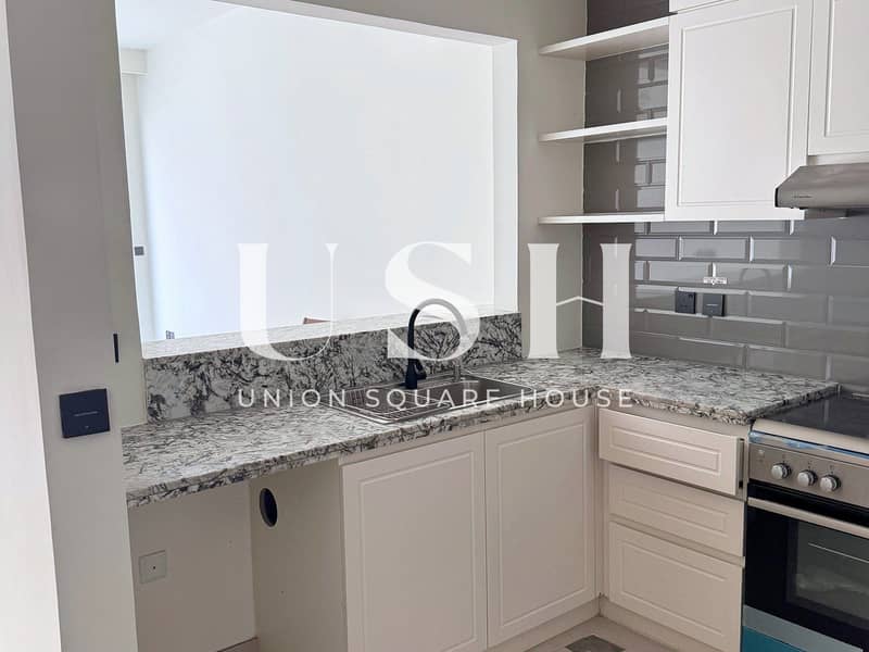 3 Townhouse_Listing_Photos_page-0002. jpg