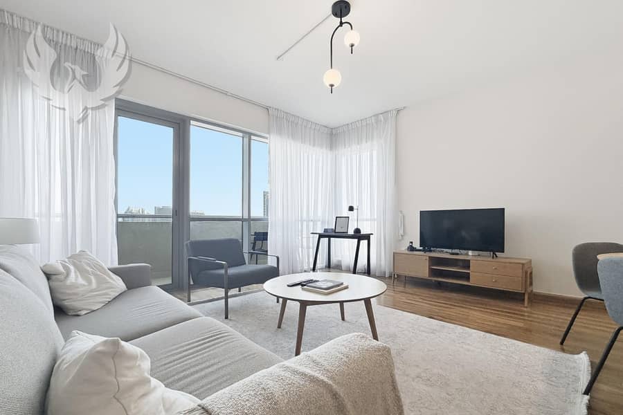 Flexible Cheques | Vacant | Lake View | Exclusive Flexible Cheques | Vacant | Lake View | Exclusive