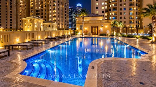 朱美拉海滩住宅（JBR）， 迪拜 1 卧室单位待租 - Midnight Luxury Pool Reflections. png