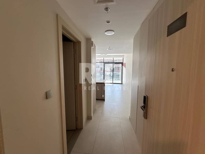 5 Image 5