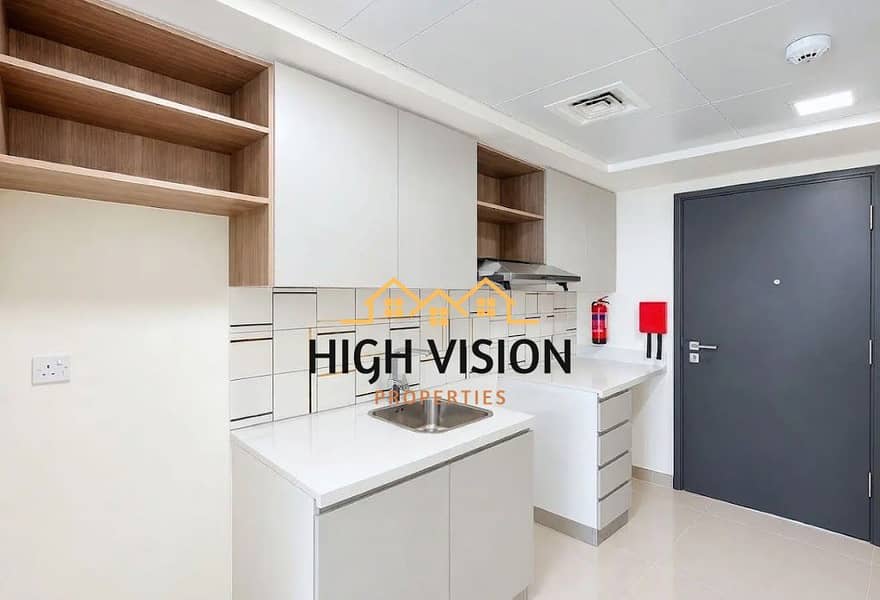 3 kitchen 1. jpg