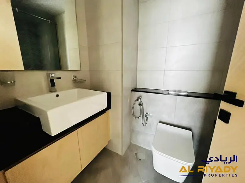 Furnished 1BR Apartment | Balcony | Downtown Skyline View