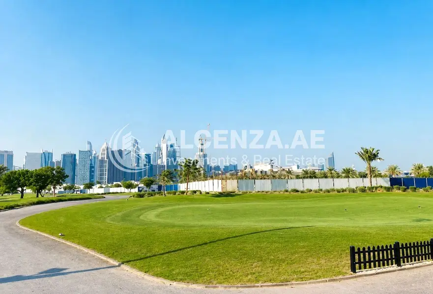 Full Golf Course View | Exclusive Villa Plot