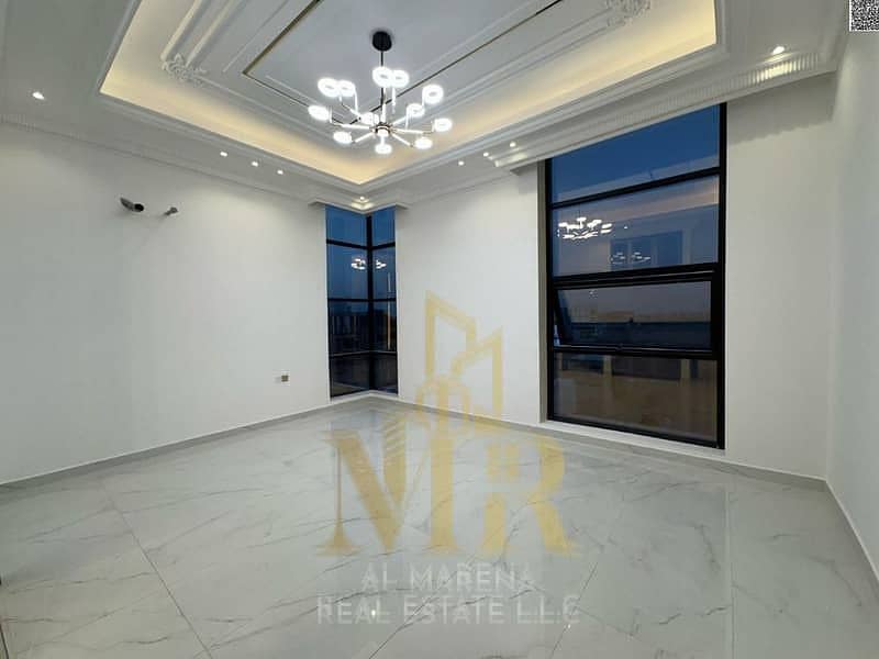 9 874327102-800x600. jpeg
