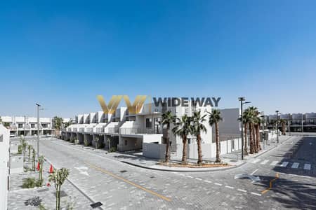 2 Bedroom Villa for Sale in Mohammed Bin Rashid City (MBR City), Dubai - LUXURY FAMILY VILLA | LARGEST PRIVATE GARDEN | READY TO MOVE IN
