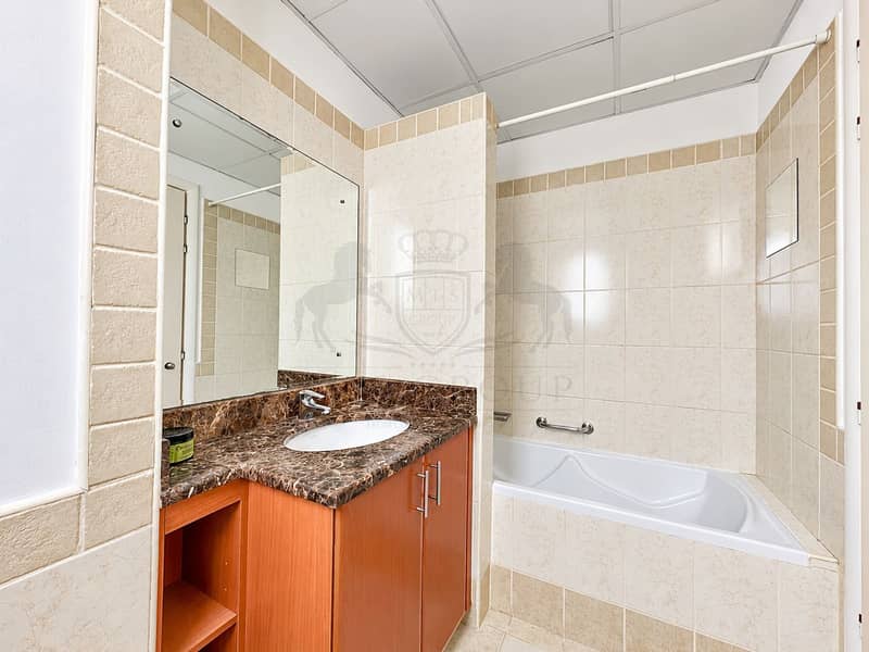 22 Modern Beige Marble Bathroom. png