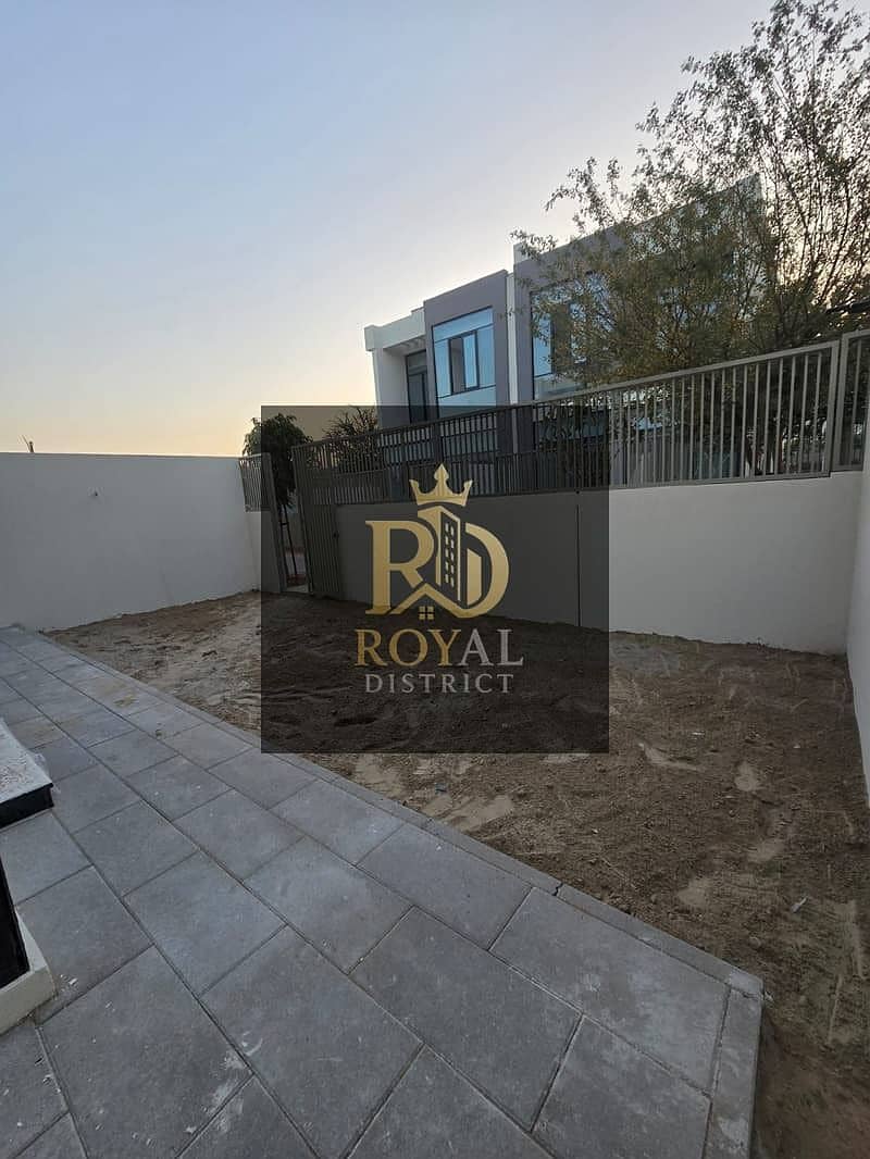 11 imgi_15_848694610-800x600. jpg