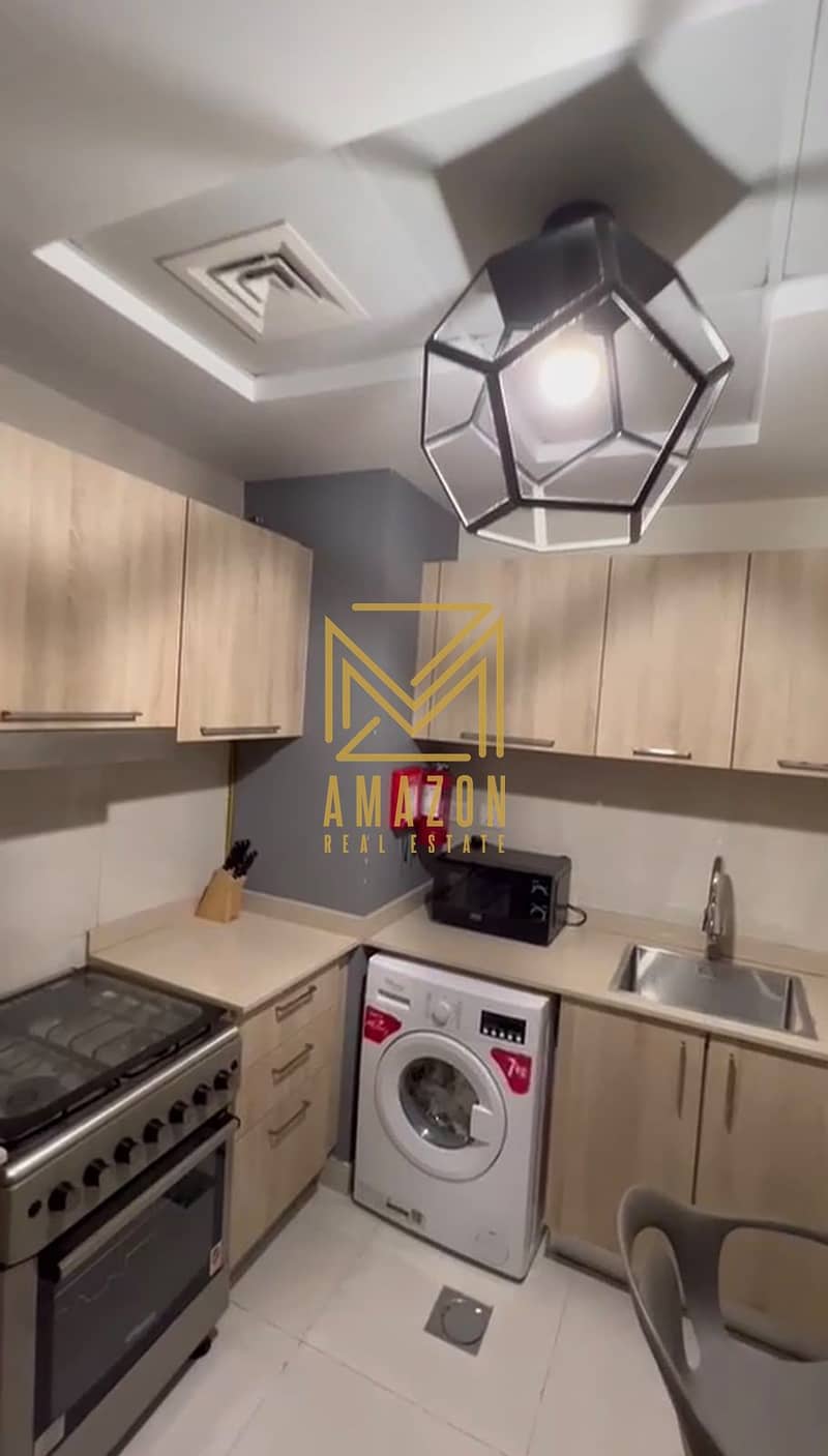 3 Kitchen. jpg