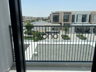 3 Camere Townhouse in vendita a Dubai South, Dubai - 1gv. jpeg 3 Camere Townhouse in vendita a Dubai South, Dubai - 1gv. jpeg